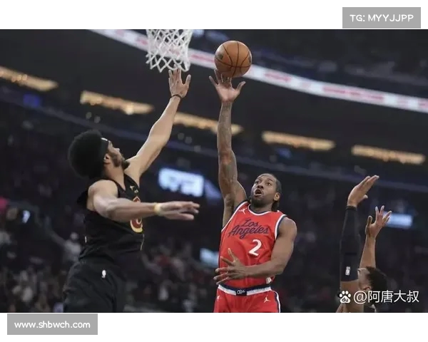 快船队成功反击：客场逆袭强敌