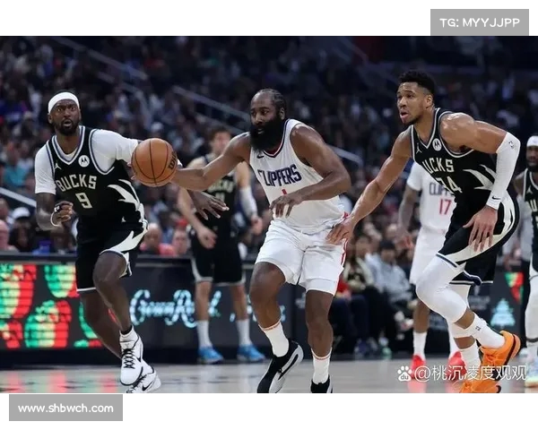 雄鹿队的经验丰富球员如何带领球队前进？